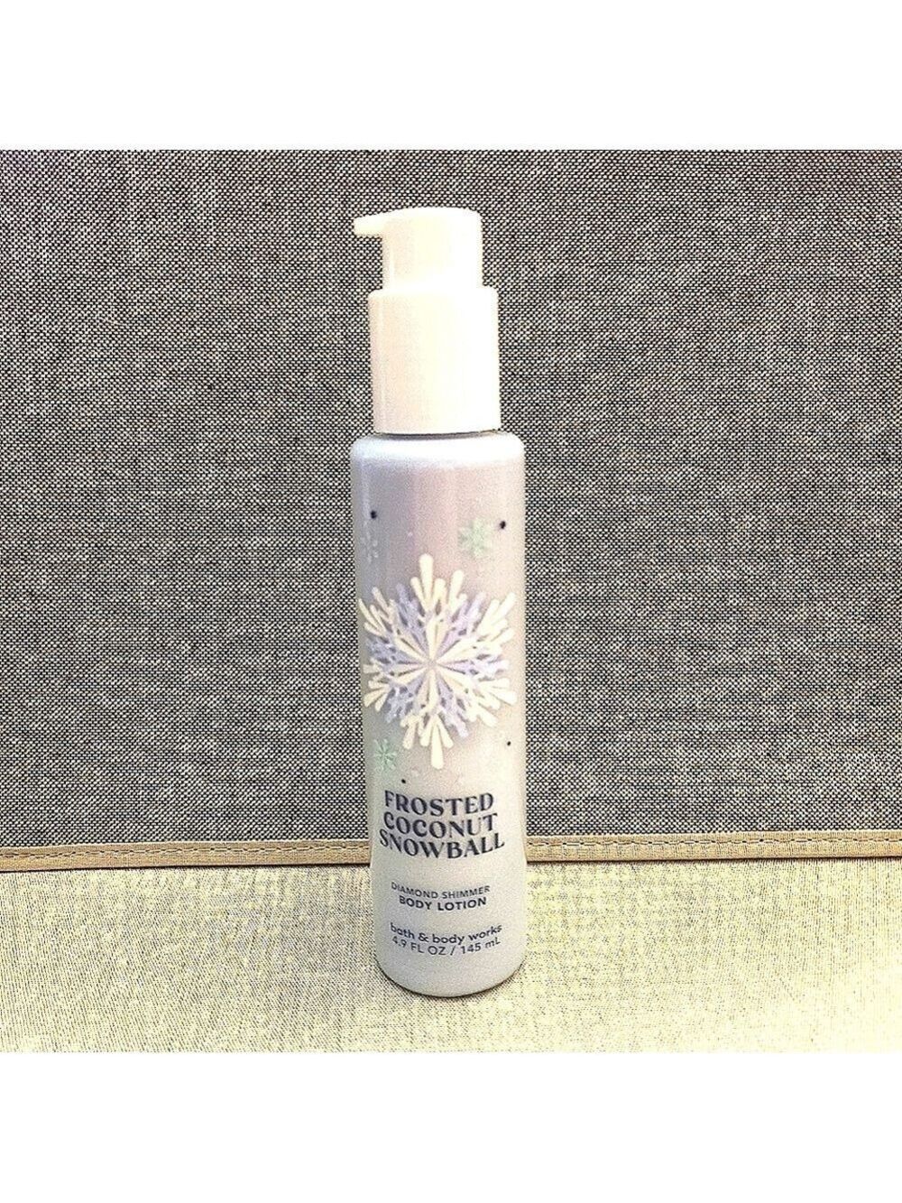 FROSTED COCONUT SNOWBALL DIAMOND SHIMMER BODY LOTION